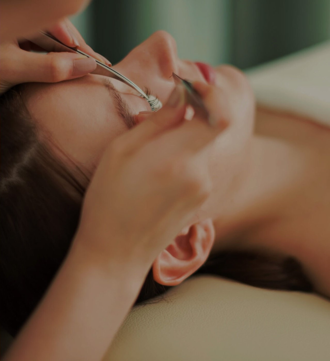 Eyelash lift service with basic guide